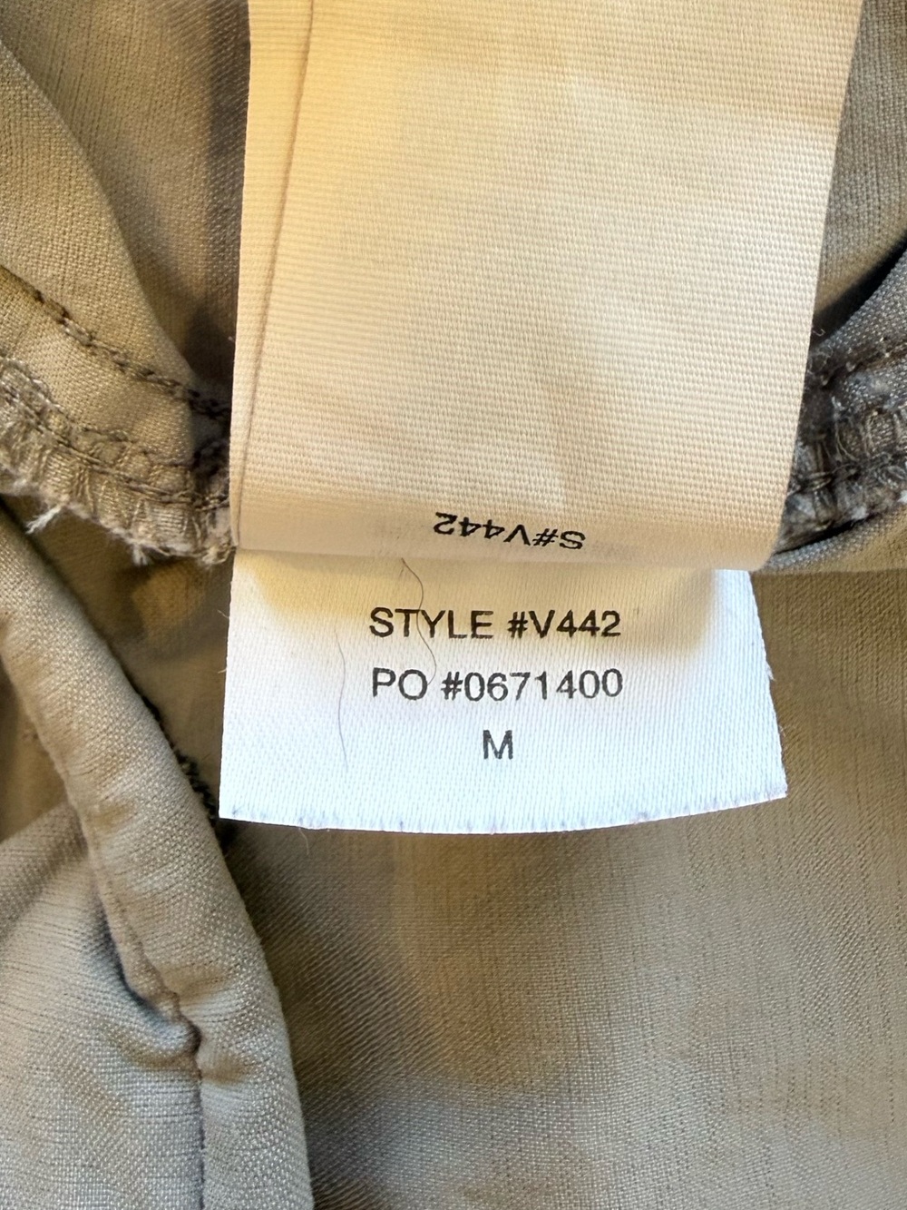 Vuori Men’s Technical Climber Pant in Fog Size M - Picture 10 of 11